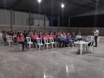 PrÃ©-assembleia da Coprossel reÃºne cooperados em Nova Laranjeiras 